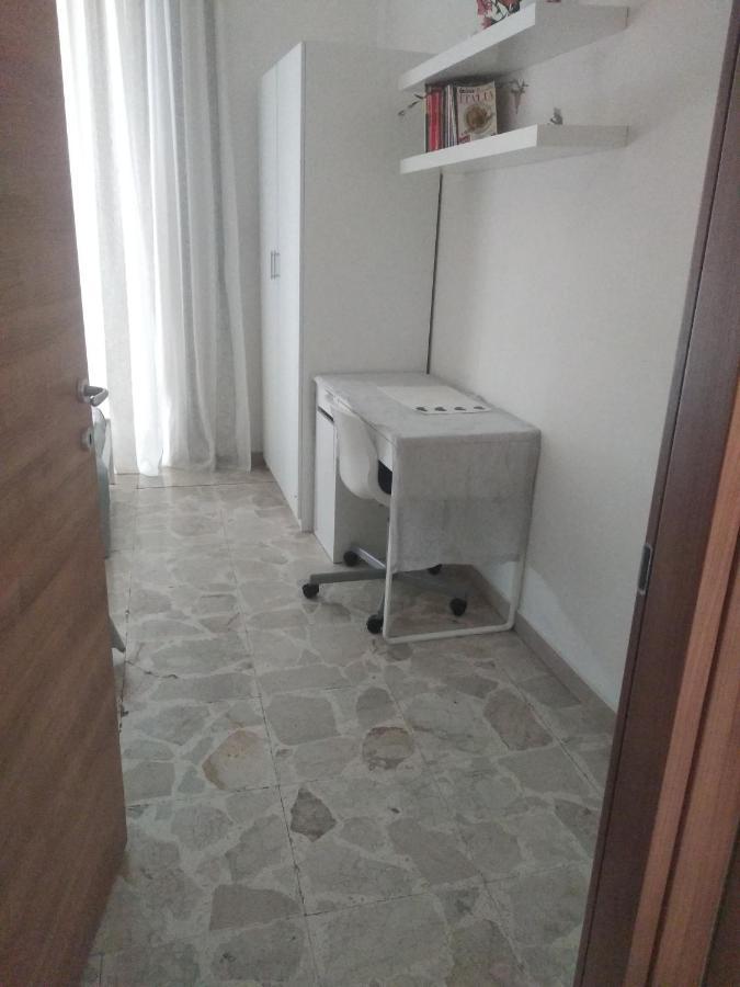 Home Di F نابولي المظهر الخارجي الصورة