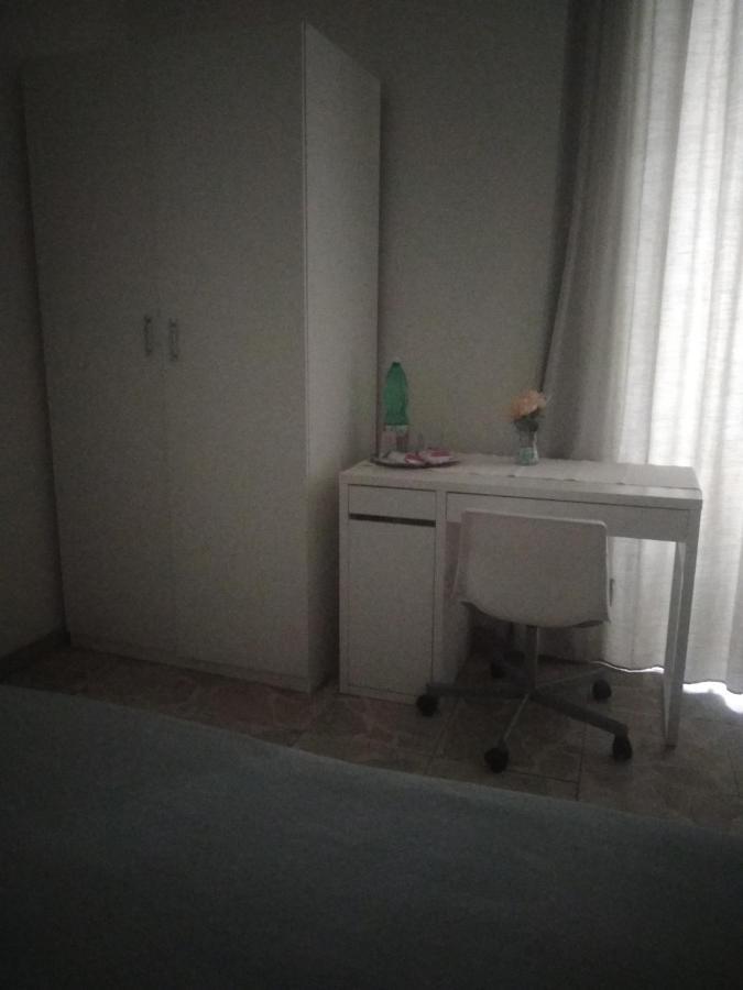 Home Di F نابولي المظهر الخارجي الصورة